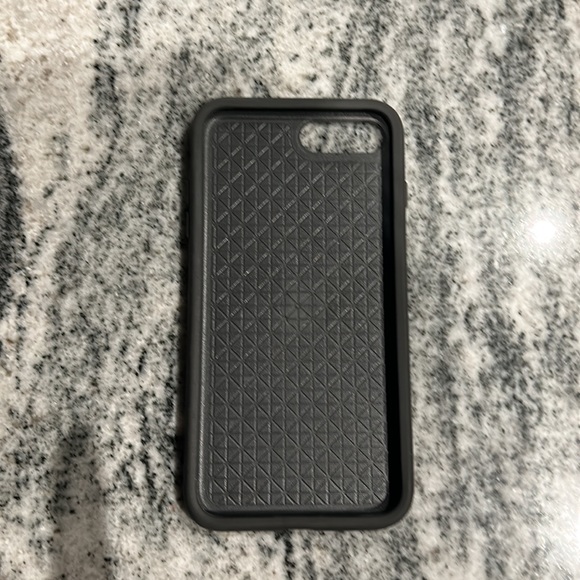 iPhone 8 or 7 Plus Otter Box Case - Picture 3 of 3